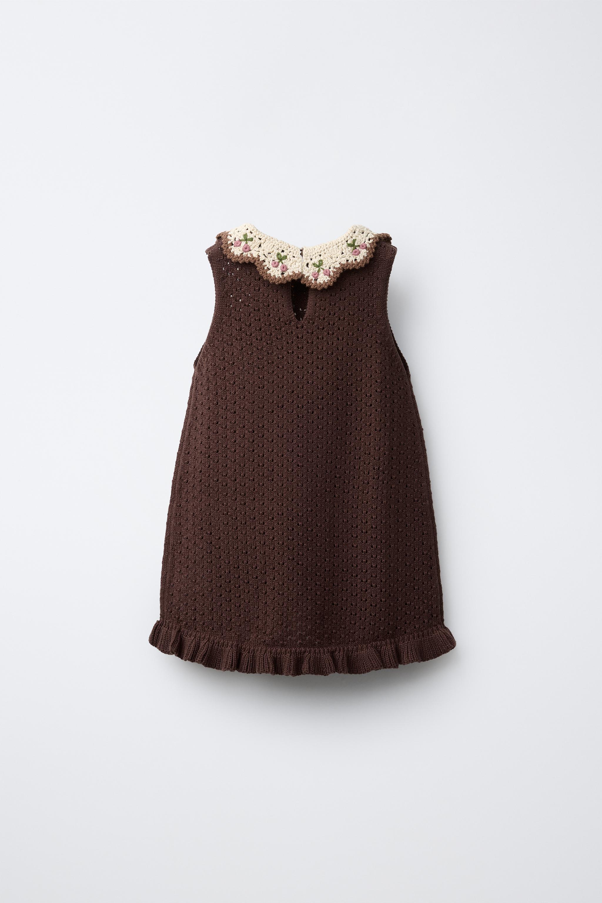 CROCHET DETAIL KNIT DRESS